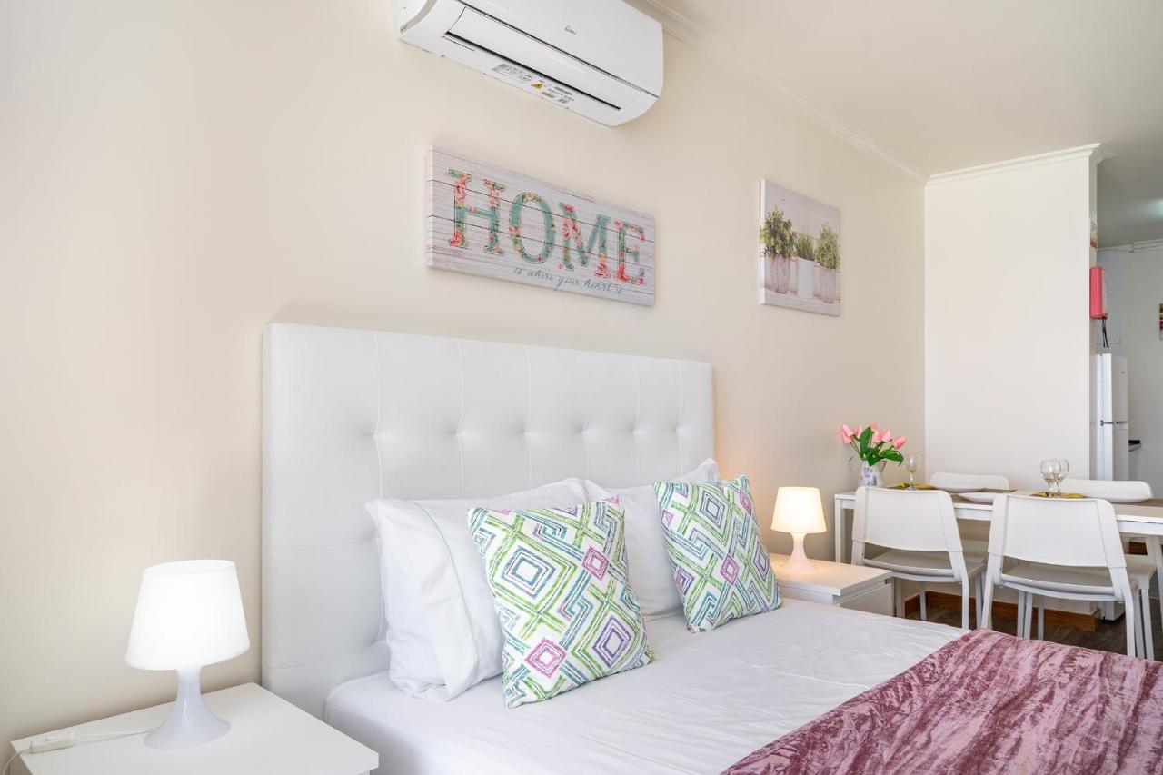 Jardins Da Rocha: Beachfront Studio with Sea Views and Pools Portimao Exterior photo