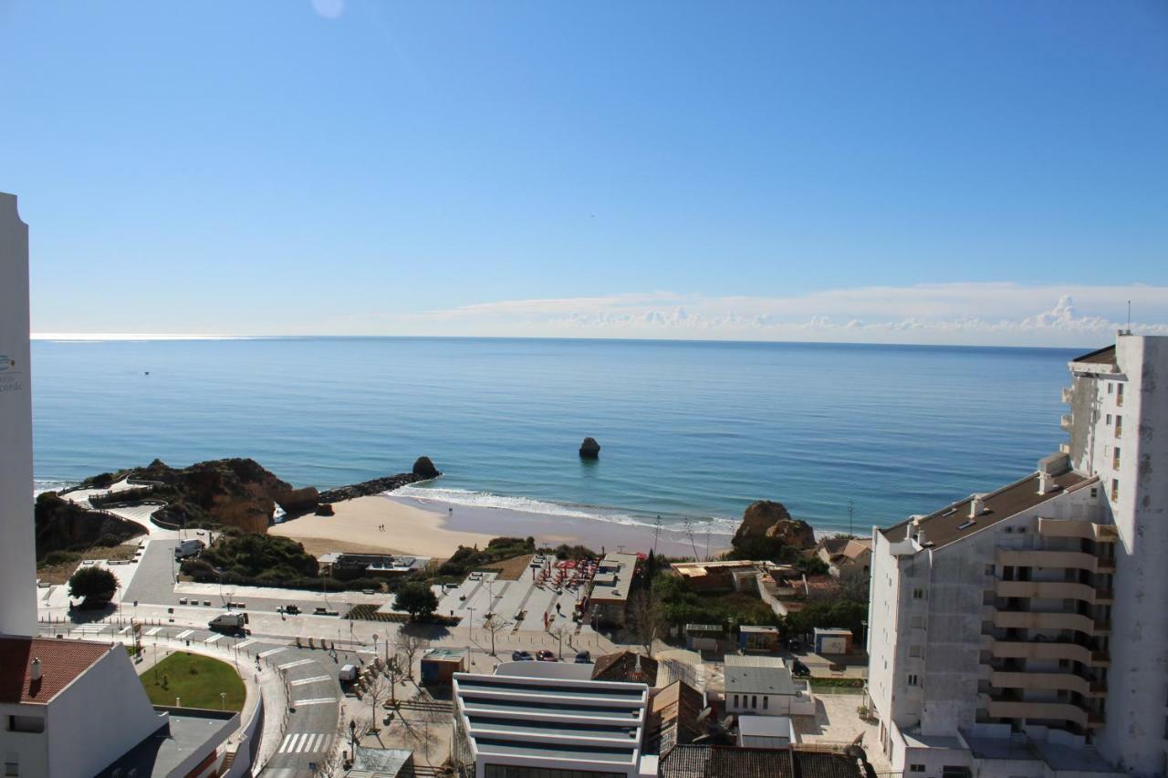 Jardins Da Rocha: Beachfront Studio with Sea Views and Pools Portimao Exterior photo